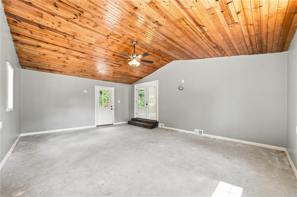 358 Kaylor Frogtown Road Chicora, PA 16025 - Photo 12 of 37