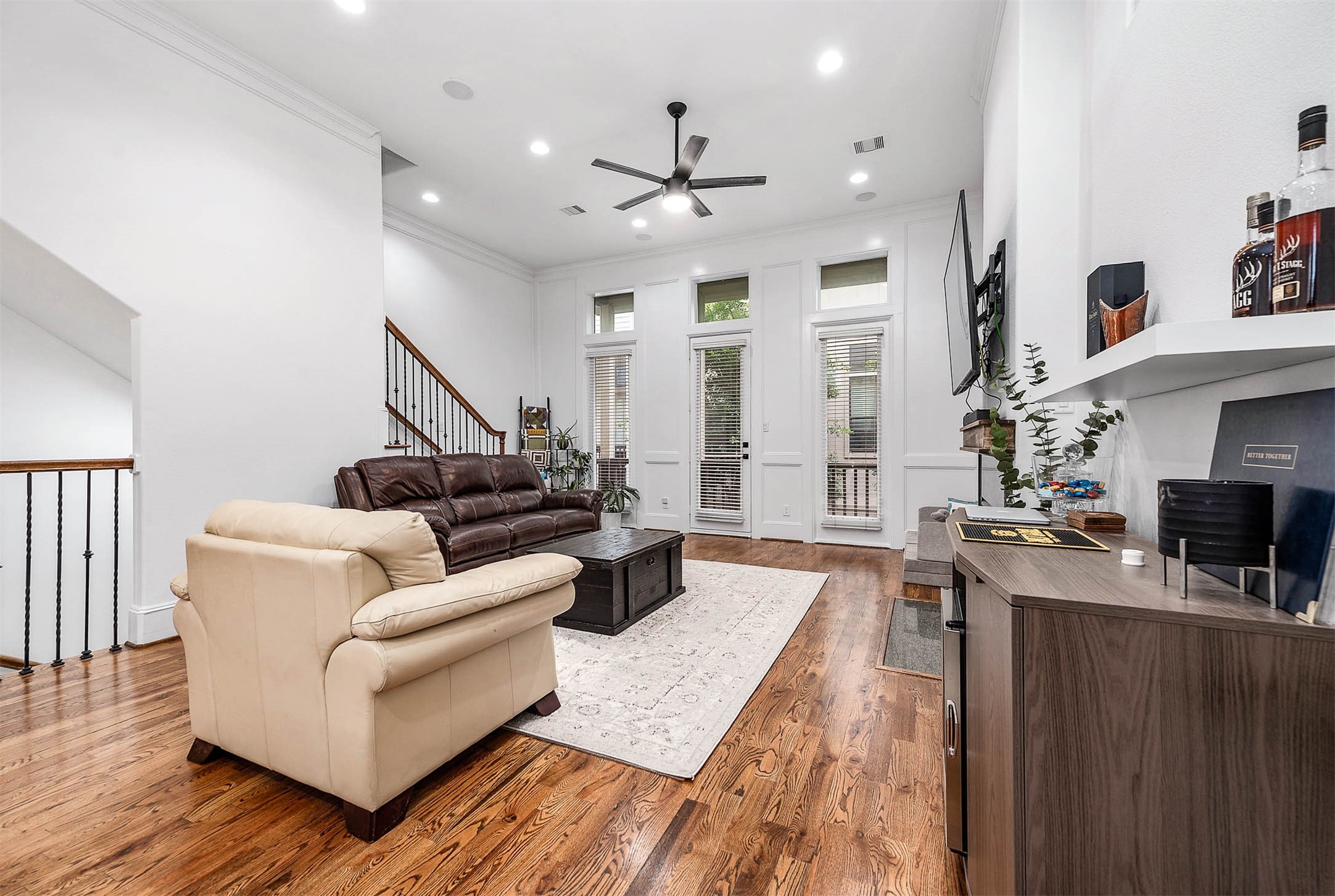 3205 Maxroy Street Houston, TX 77008 - Photo 10 of 34
