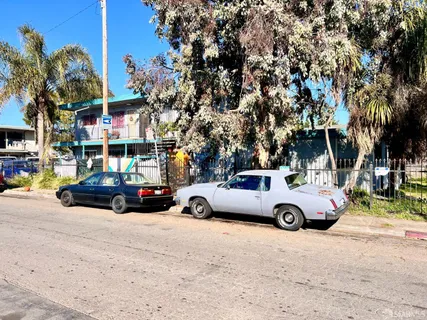 $745,000 | 1003 85th Avenue, Oakland, CA 94621