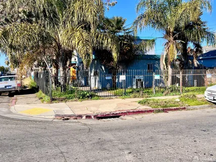 $745,000 | 1003 85th Avenue, Oakland, CA 94621