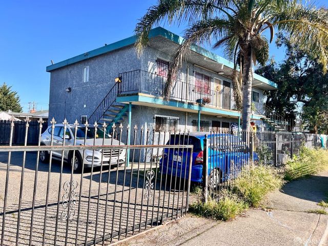 $745,000 | 1003 85th Avenue, Oakland, CA 94621