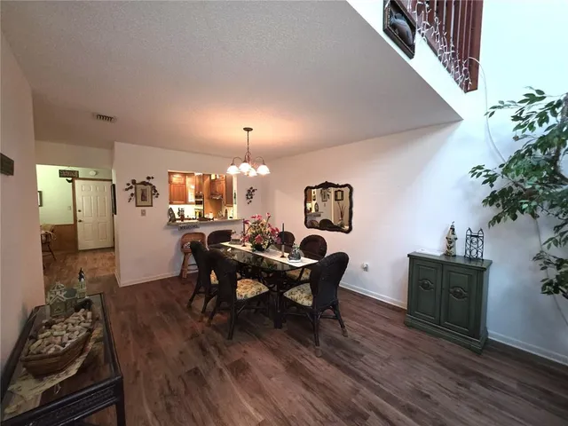 $2,800 | 804 Palm Harbor Court, Leesburg, FL 34748