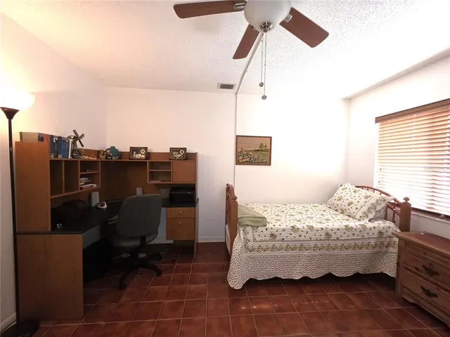 $2,800 | 804 Palm Harbor Court, Leesburg, FL 34748