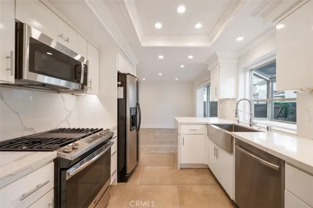 $4,750 | 36 Brookmont, Unit 75, Irvine, CA 92604