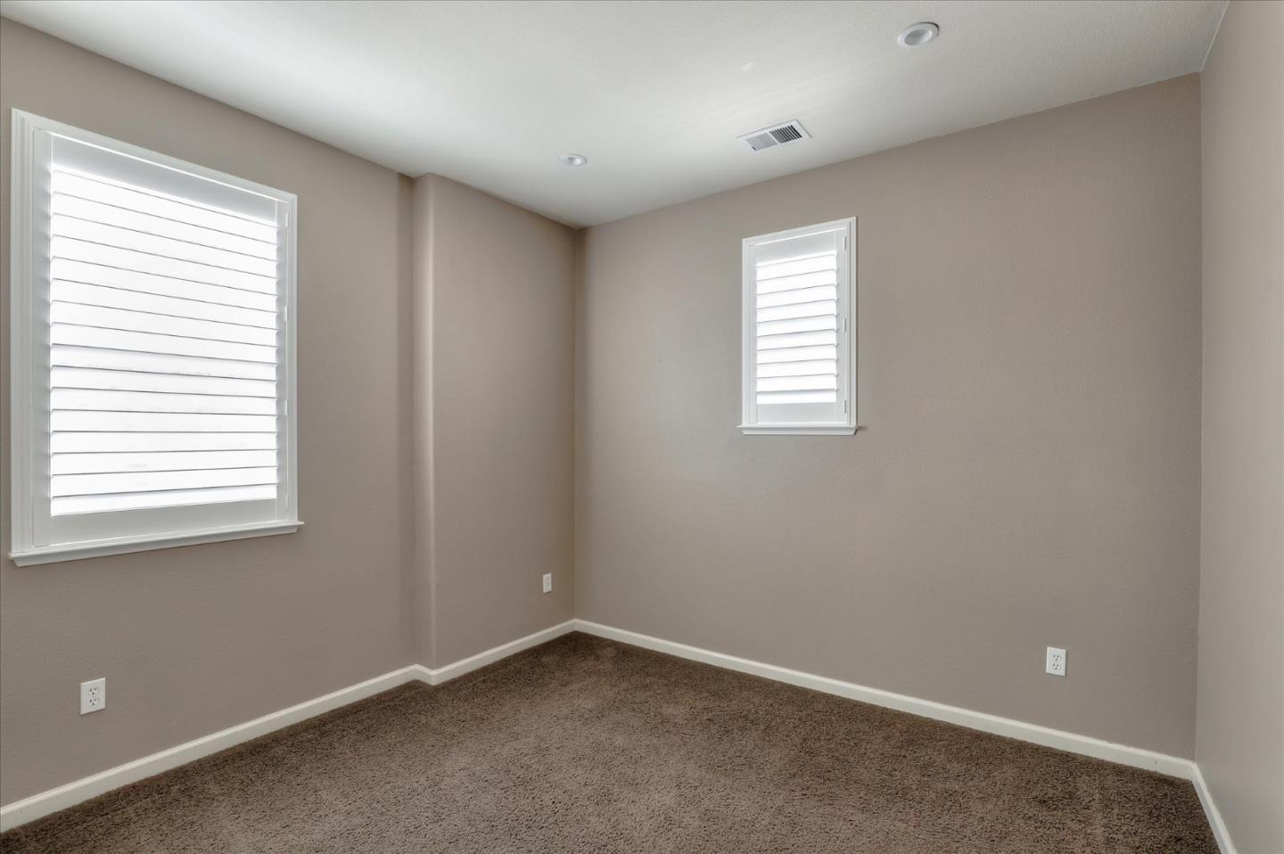 7820 Dickens Way Gilroy, CA 95020 - Photo 20 of 27 an empty room with a window