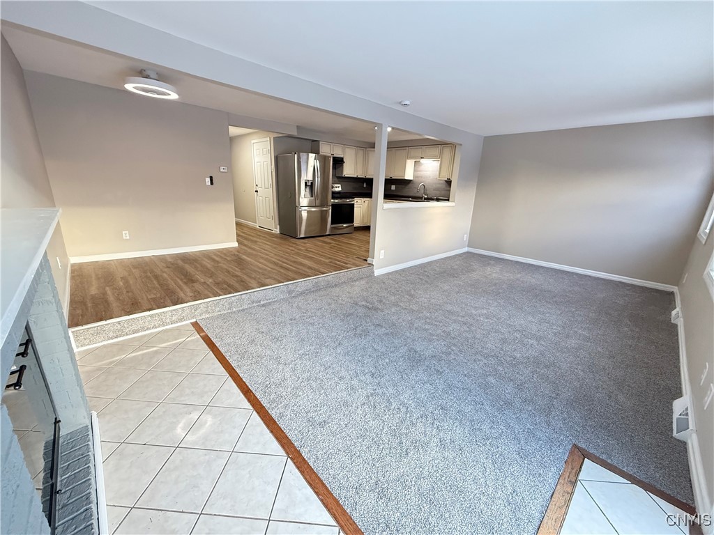 8017 Marlin Drive, Unit B Clay, NY 13041 - Photo 14 of 27