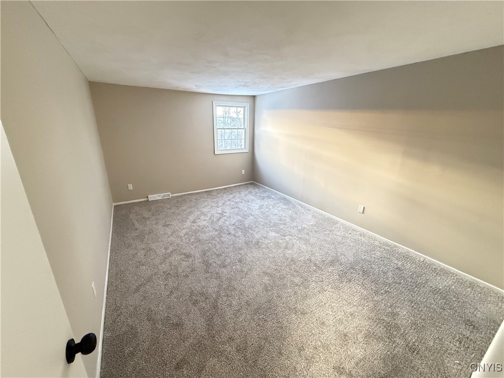 8017 Marlin Drive, Unit B Clay, NY 13041 - Photo 23 of 27