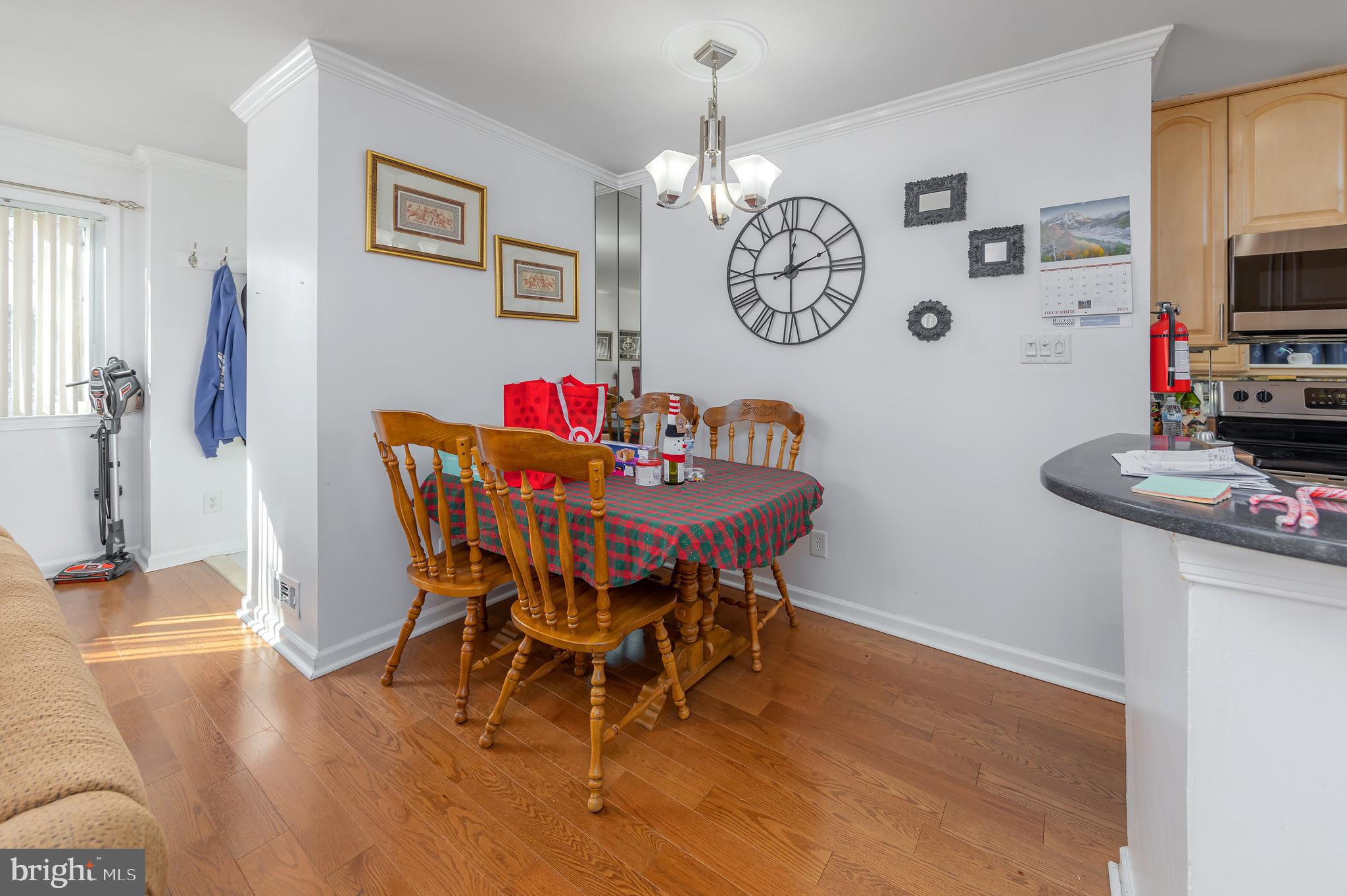 806 Britton Place Voorhees, NJ 08043 - Photo 7 of 16 Dining Area