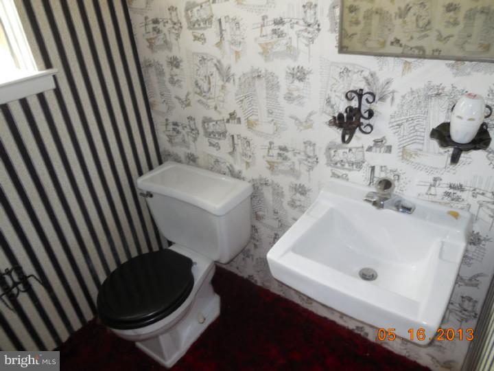 430 Densmore Road Philadelphia, PA 19116 - Photo 18 of 25 Gallery Image 18