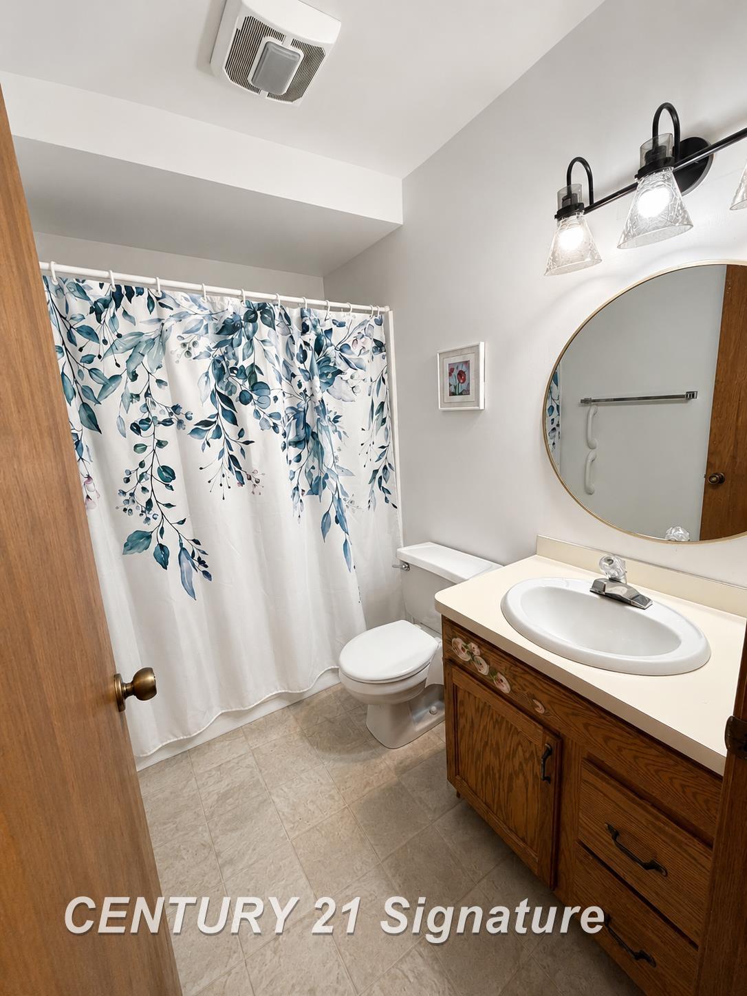 1521 Pheasant Ridge Drive Midland, MI 48640 - Photo 7 of 17