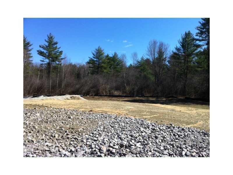 46 Drowne Road Cumberland, ME 04021 - Photo 1 of 1 Exterior Front.