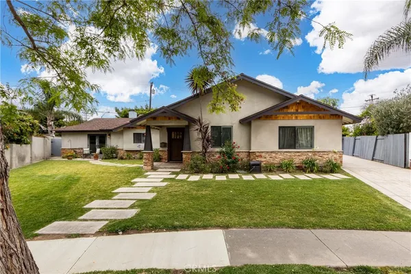 $8,900 | 11451 Snark Street, Los Alamitos, CA 90720