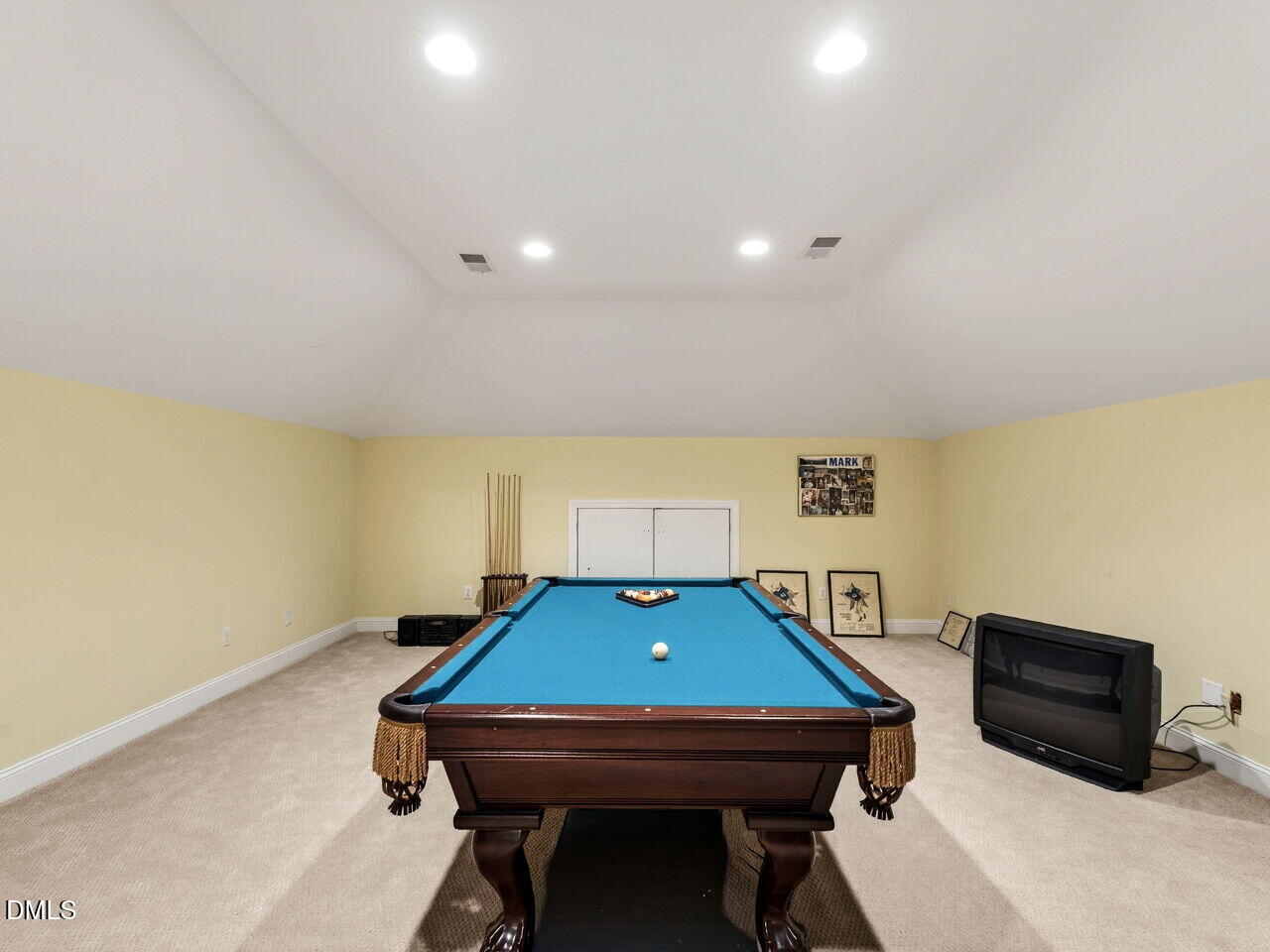 1028 Marlowe Road Raleigh, NC 27609 - Photo 39 of 51 041-1280x960-3rd-floor-rec-room