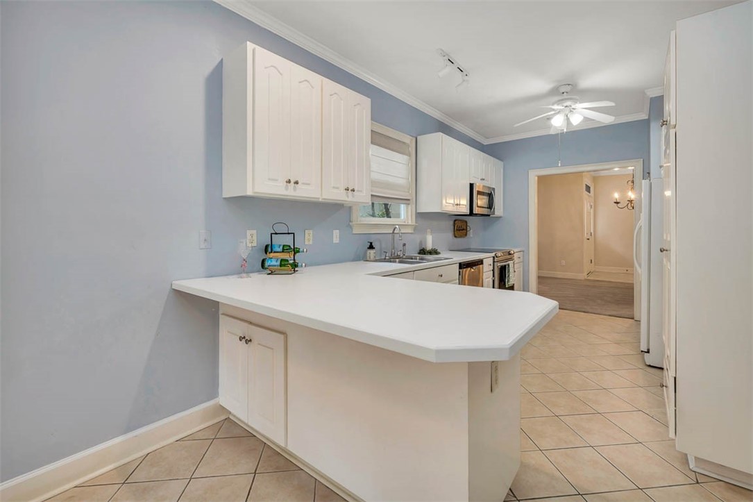 814 King's Grant St. Simons Island, GA 31522 - Photo 11 of 36