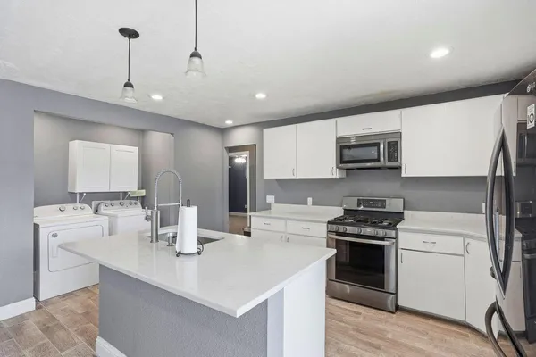 $335,000 | 110 West Hazelwood Drive, Lemoore, CA 93245