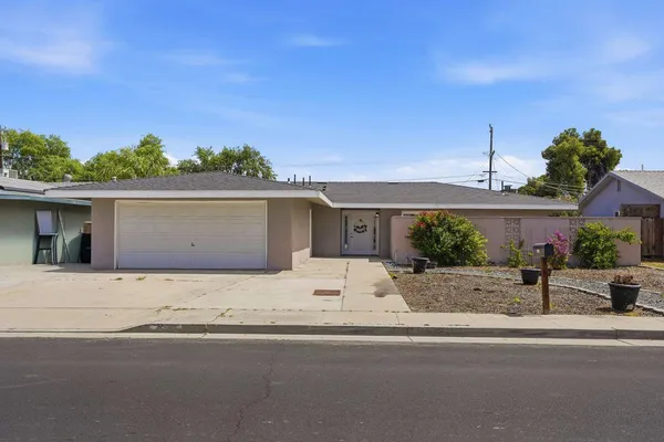 $335,000 | 110 West Hazelwood Drive, Lemoore, CA 93245