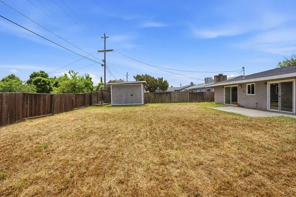 $335,000 | 110 West Hazelwood Drive, Lemoore, CA 93245