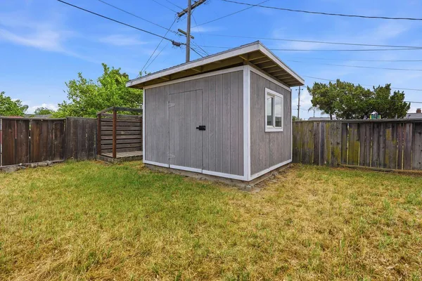 $335,000 | 110 West Hazelwood Drive, Lemoore, CA 93245