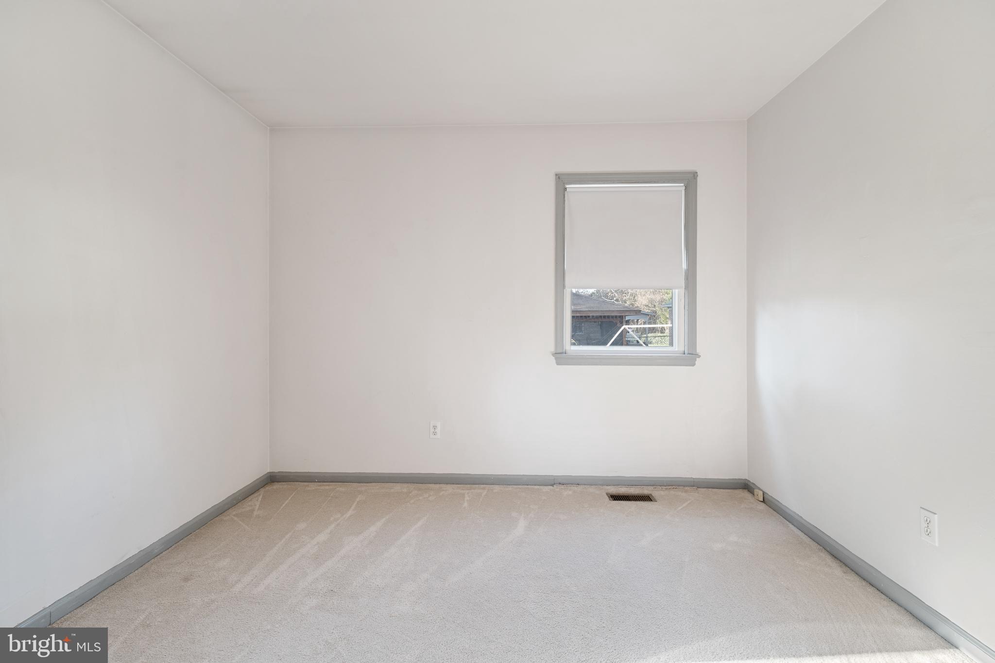 10208 Gordon Road Spotsylvania, VA 22553 - Photo 19 of 30 Gallery Image 19