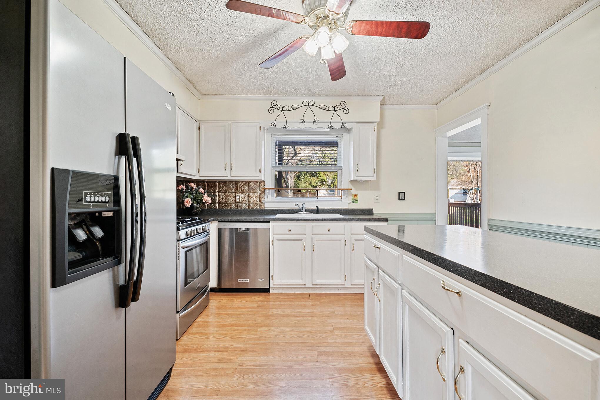10208 Gordon Road Spotsylvania, VA 22553 - Photo 6 of 30 Gallery Image 6