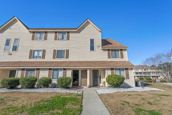 $99,999 | 510 Fairwood Lakes Drive, Unit 15N, Myrtle Beach, SC 29588