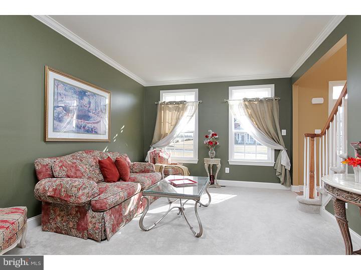 801 Castleton Drive Mickleton, NJ 08056 - Photo 5 of 21 Living Room