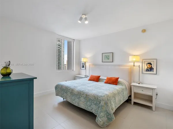 $4,000 | 1060 Brickell Avenue, Unit 3117, Miami, FL 33131