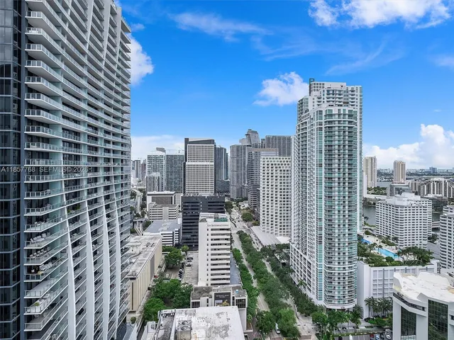 $4,500 | 1060 Brickell Avenue, Unit 3117, Miami, FL 33131