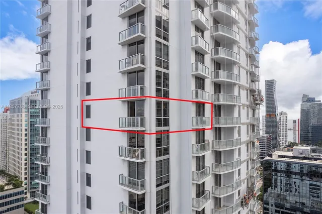 $4,500 | 1060 Brickell Avenue, Unit 3117, Miami, FL 33131