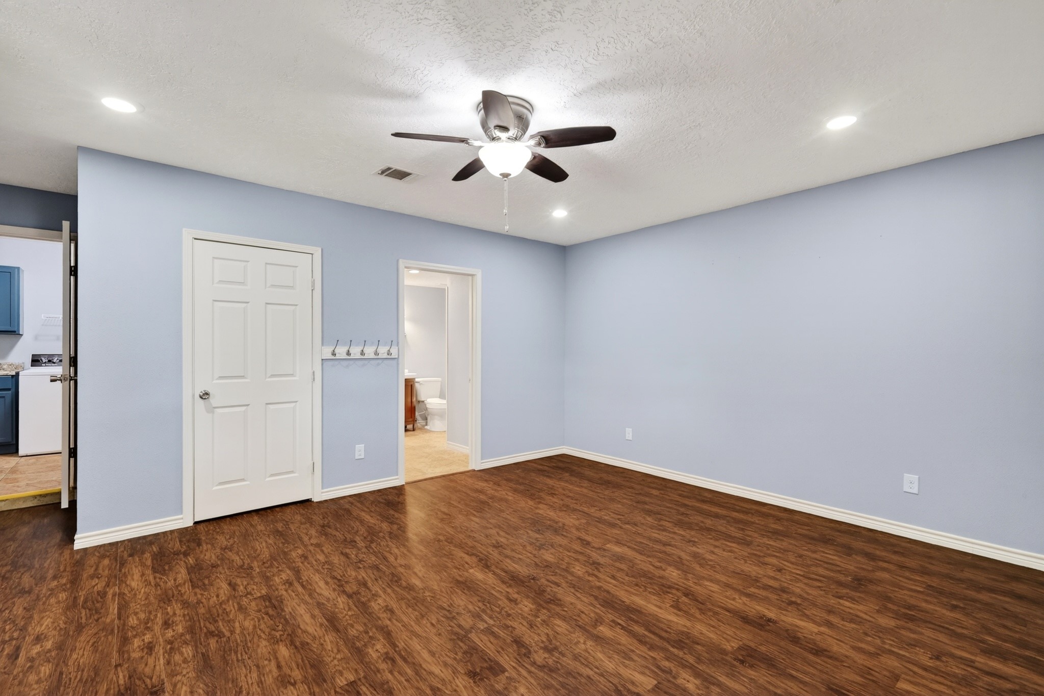 1002 Washington Street Brenham, TX 77833 - Photo 7 of 23