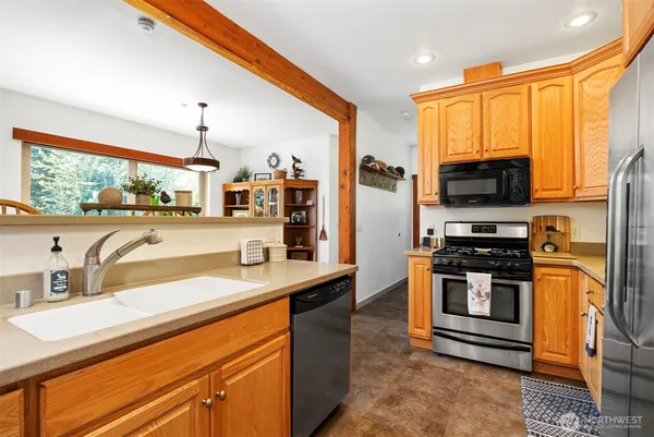 $2,750,000 | 9474 Freedom Place, Blaine, WA 98230