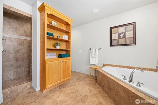 $2,750,000 | 9474 Freedom Place, Blaine, WA 98230