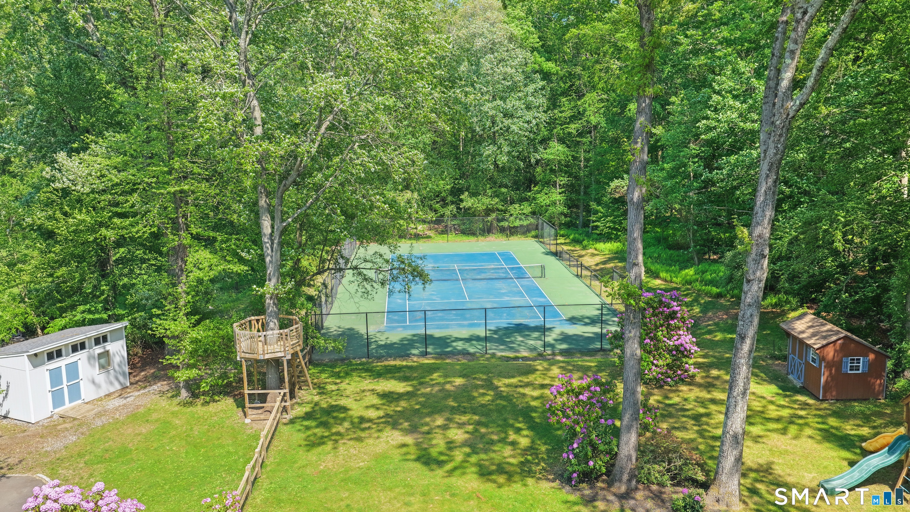 76 Greenbrier Road Trumbull, CT 06611 - Photo 34 of 38