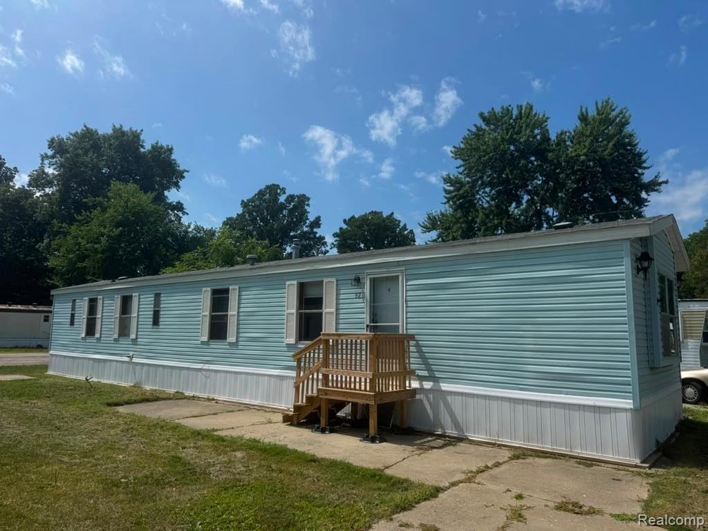 G4493 Fenton Road Flint, MI 48507 - Photo 1 of 21 1.jpeg