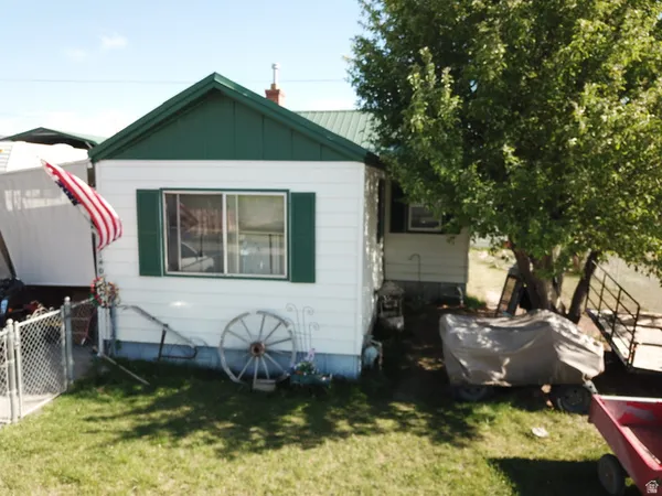 $130,000 | 140 Carson, East Carbon, UT 84520