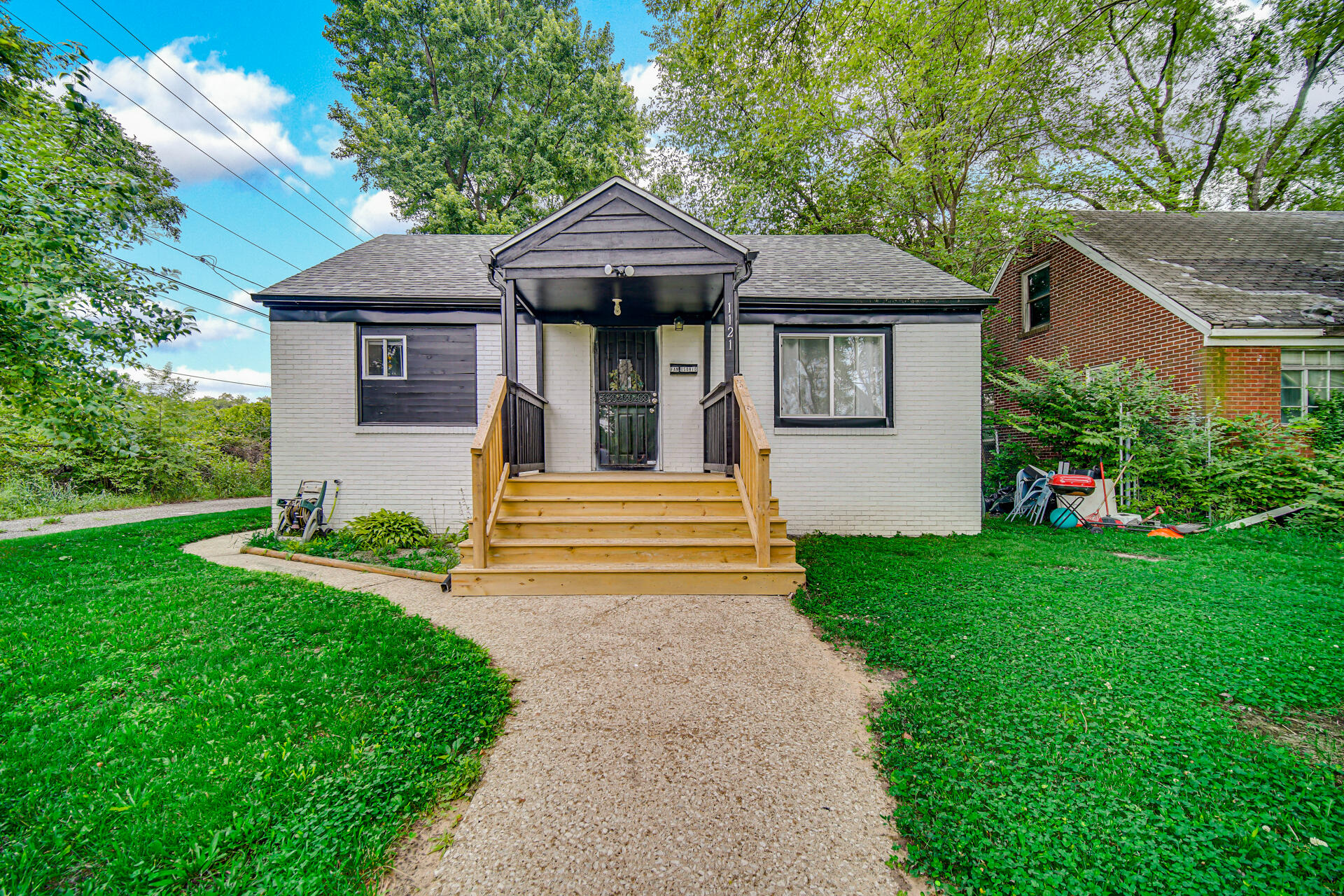 1121 Wright Street Gary, IN 46404 - Photo 2 of 16 1920x1280