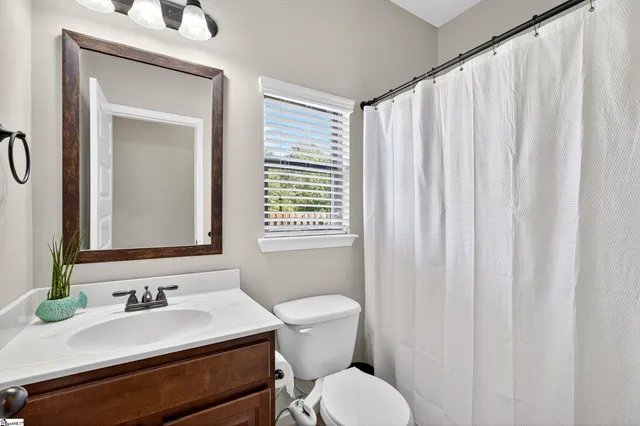 $419,500 | 207 East Deer Drive, Greenville, SC 29611