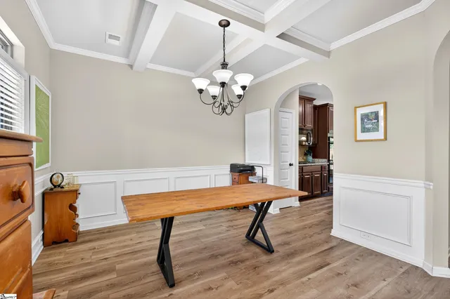 $419,500 | 207 East Deer Drive, Greenville, SC 29611