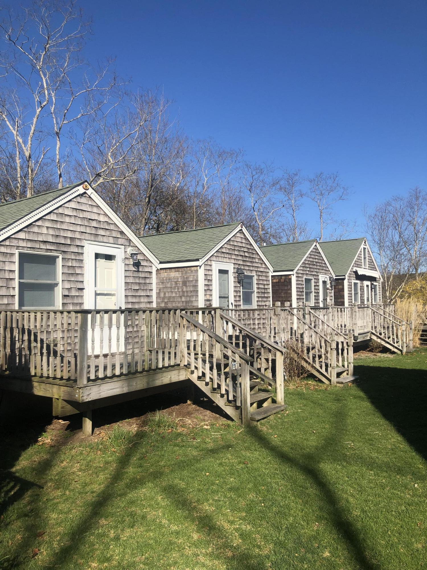 17 Shore Road, Unit 7 Truro, MA 02666 - Photo 4 of 11 a front view of a house with garden