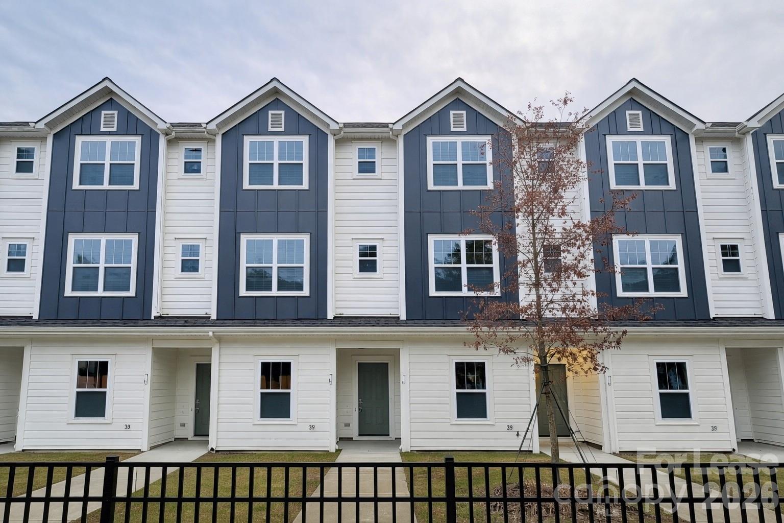 3948 Winterfield Place Charlotte, NC 28205 - Photo 1 of 14