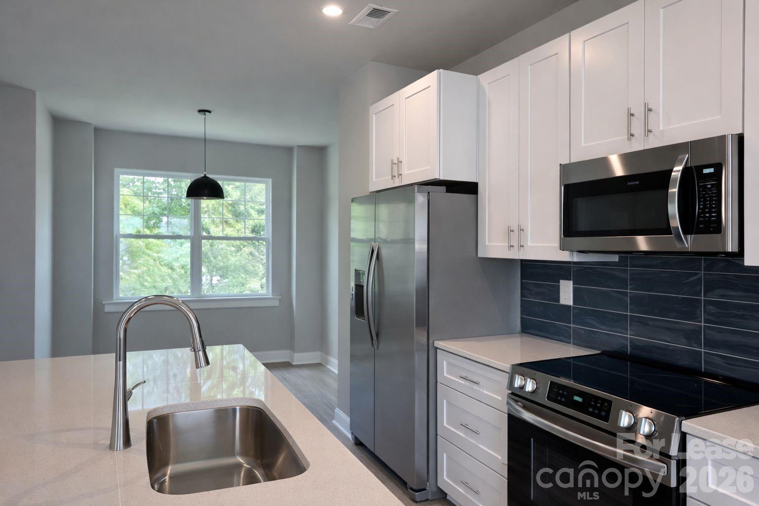 3948 Winterfield Place Charlotte, NC 28205 - Photo 2 of 14