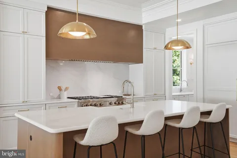 $4,795,000 | 5840 Hilldon Street, McLean, VA 22101