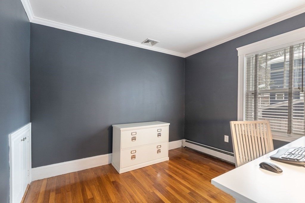 20 Durant Road Wellesley, MA 02482 - Photo 14 of 25