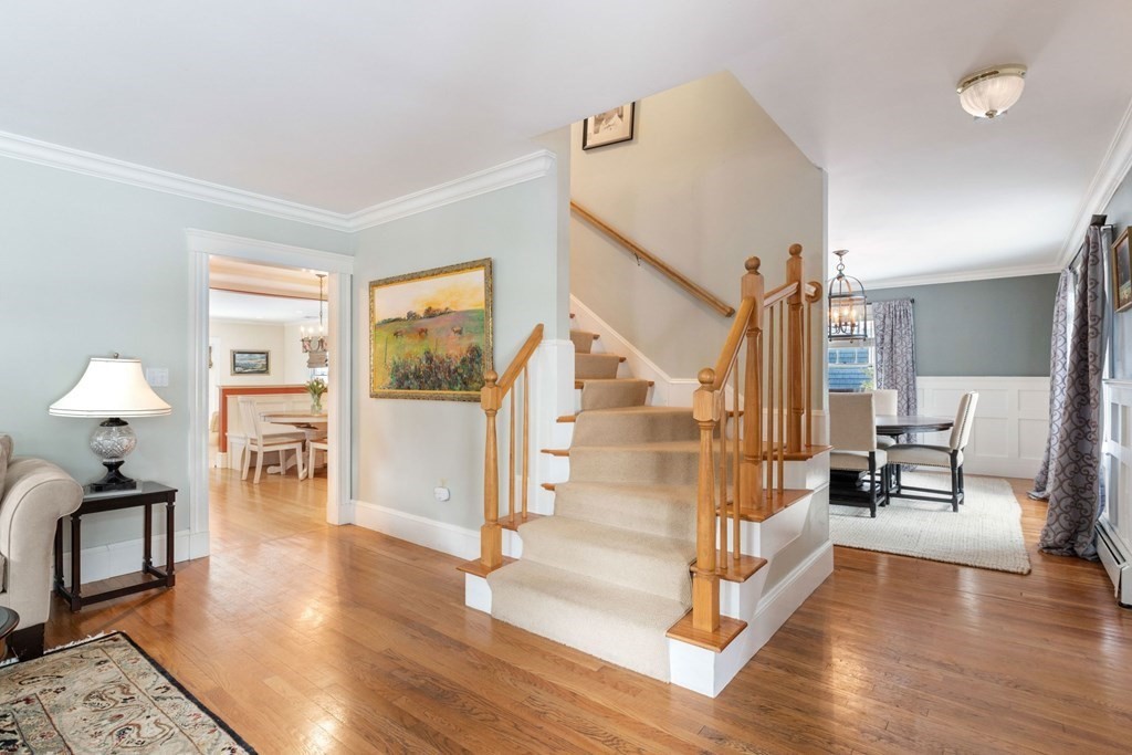 20 Durant Road Wellesley, MA 02482 - Photo 2 of 25