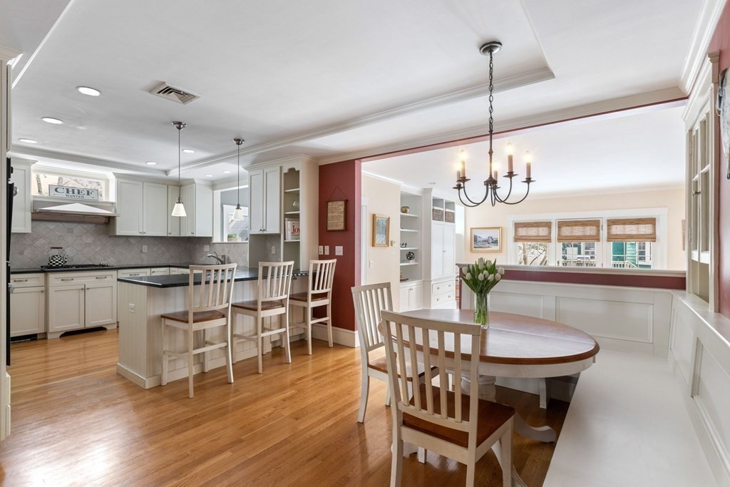 20 Durant Road Wellesley, MA 02482 - Photo 8 of 25