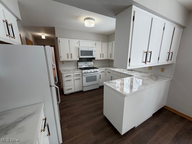 1933 Arndale Road Stow, OH 44224 - Photo 6 of 21 All appliances kitchen with Peninsula