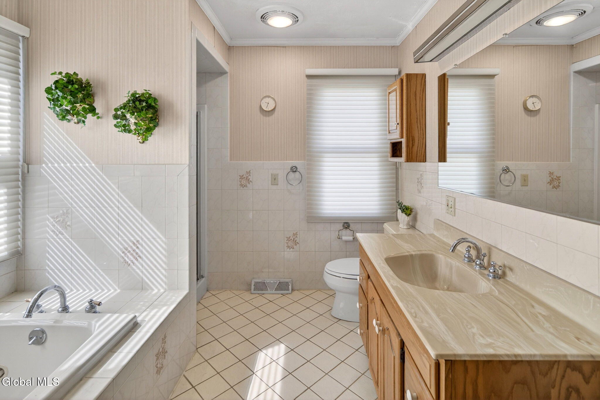 5 Alta Road Colonie, NY 12304 - Photo 10 of 23 10-web-or-mls-010-010_DSC02900