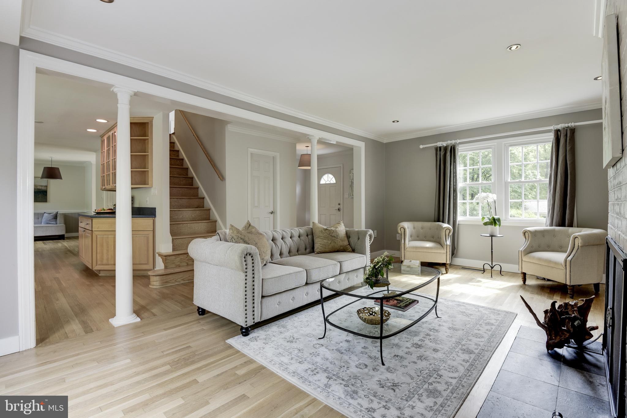 10394 Adel Road Oakton, VA 22124 - Photo 7 of 21 The family room is looking into the kitchen