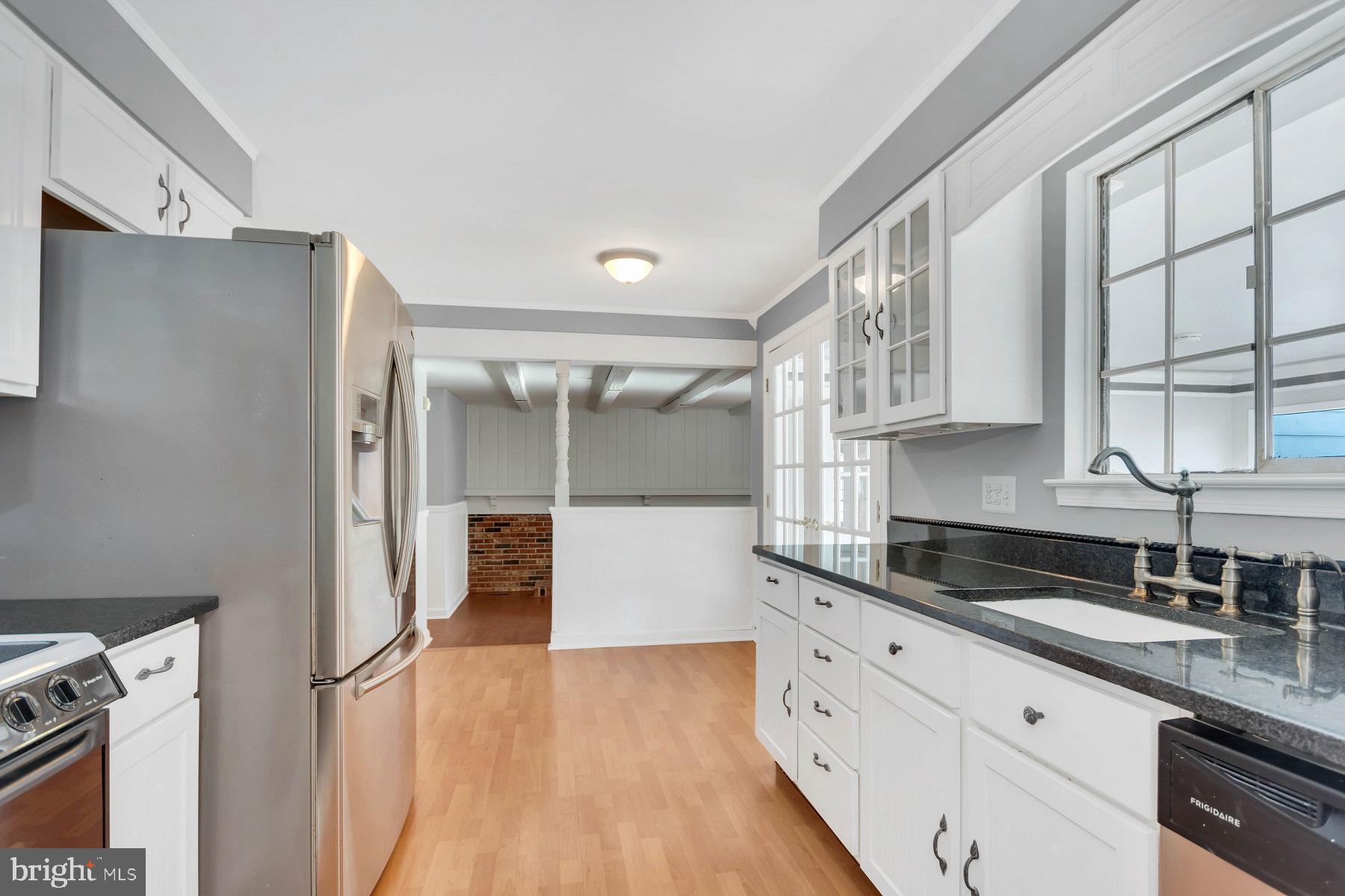 109 Pelham Road Delran, NJ 08075 - Photo 8 of 34