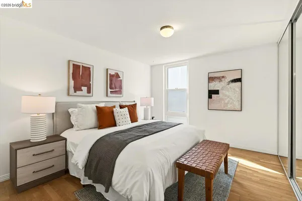 $299,000 | 250 Whitmore Street, Unit 304, Oakland, CA 94611